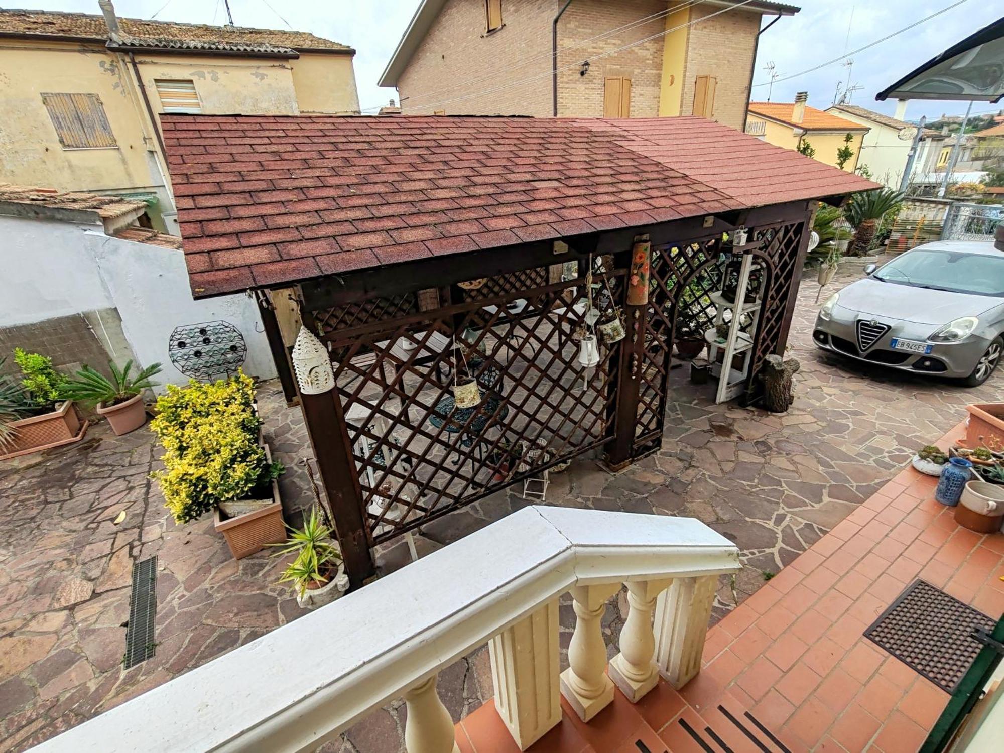 B&B A Casa Di Mael San Costanzo エクステリア 写真