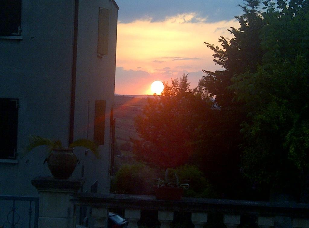 B&B A Casa Di Mael San Costanzo エクステリア 写真