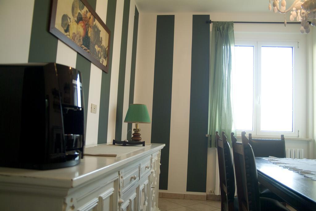 B&B A Casa Di Mael San Costanzo エクステリア 写真